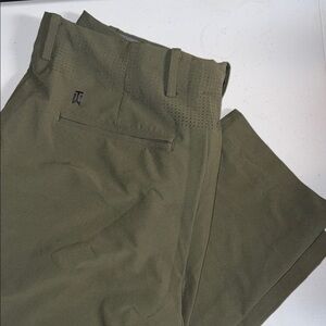 Tiger Woods Collection Men's Olive Green Performance Chinos 34X30